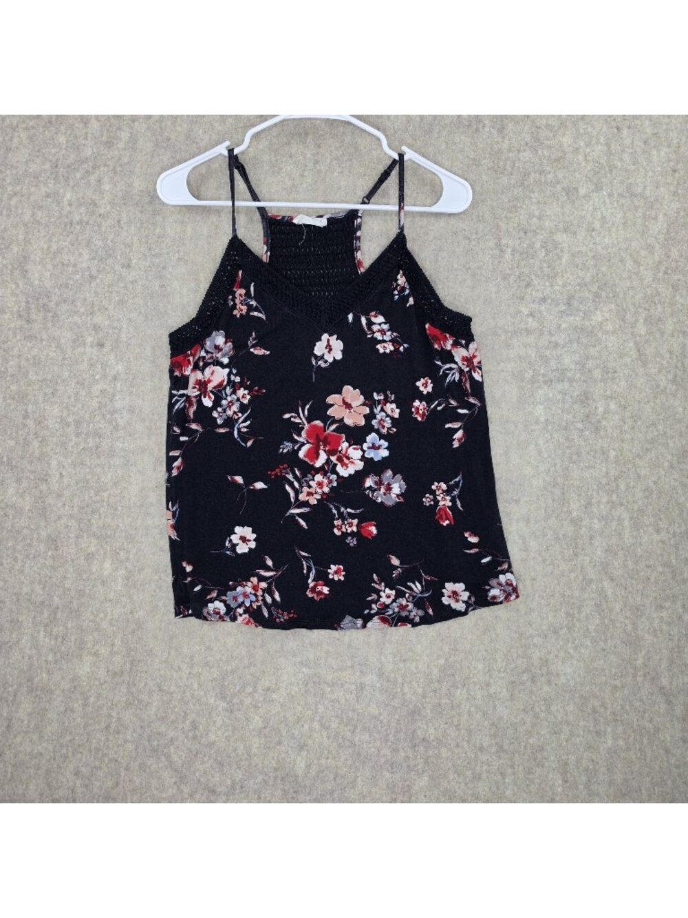 Maurices Women's Floral Black Sleeveless Top Smocked Detail Medium Lightweight - Picture 1 of 5